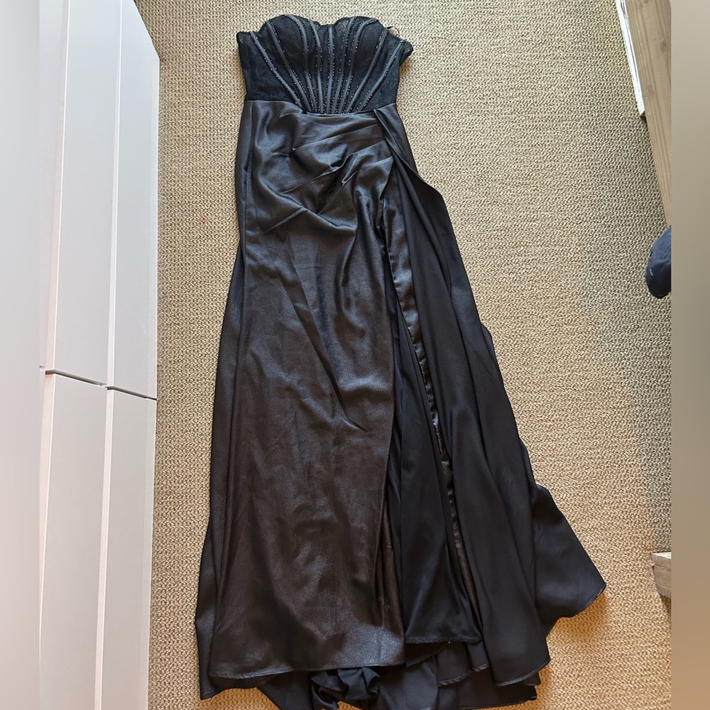 Black Prom Dress